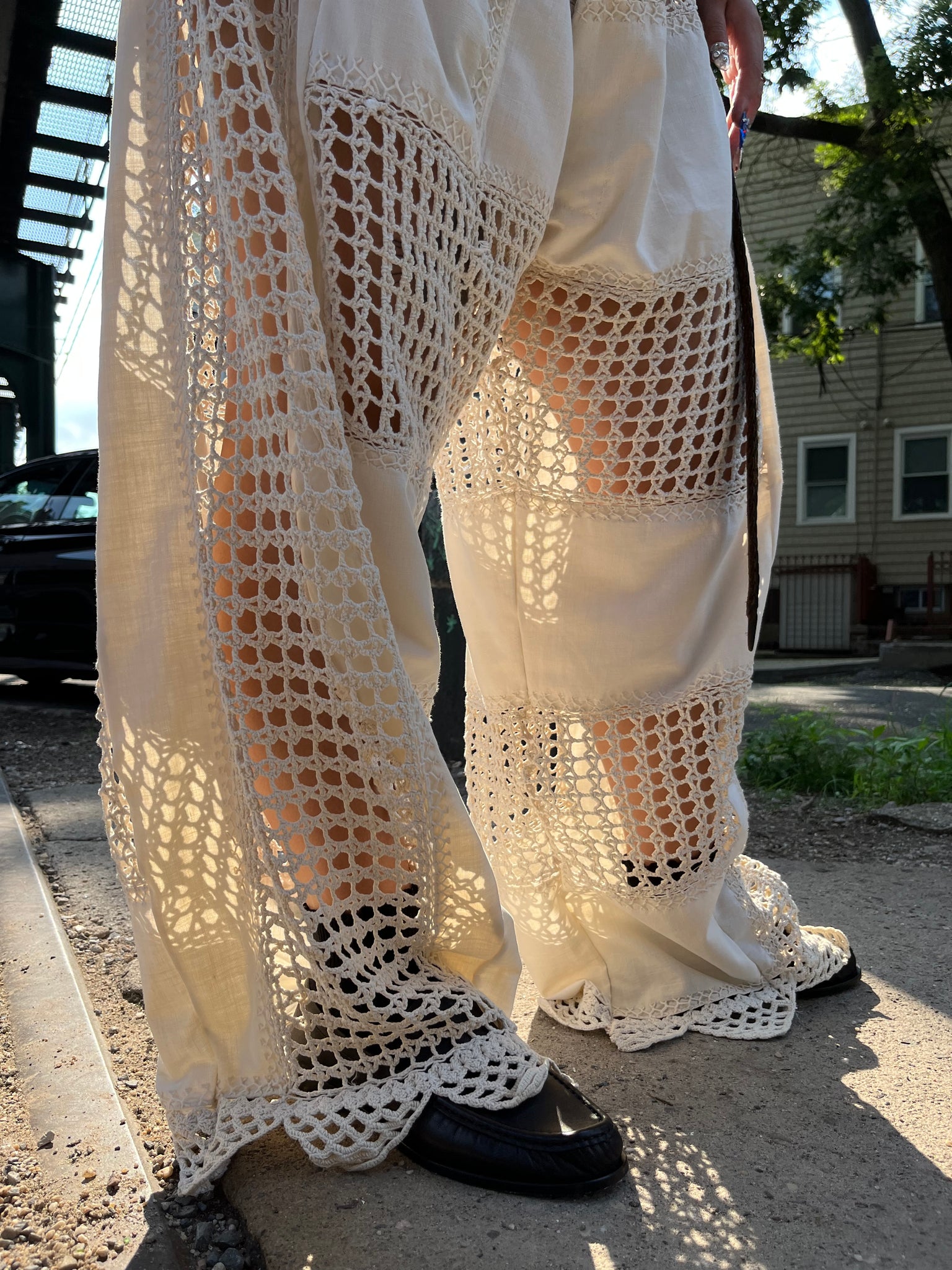 patchwork pant in crochet mesh