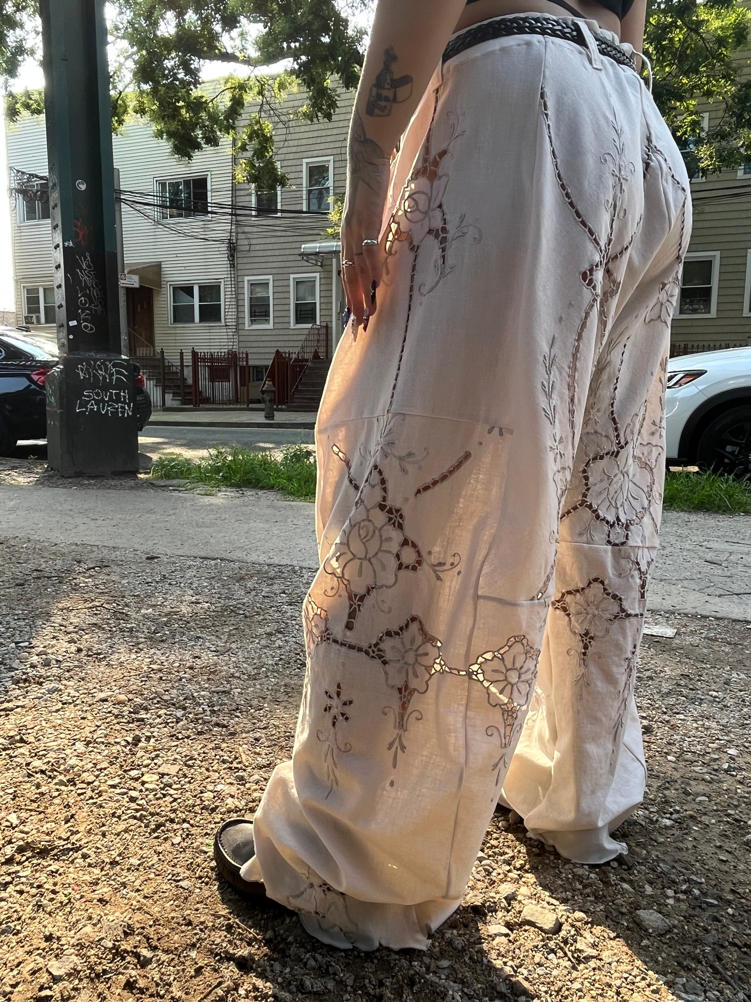 patchwork pant in rose antique lace