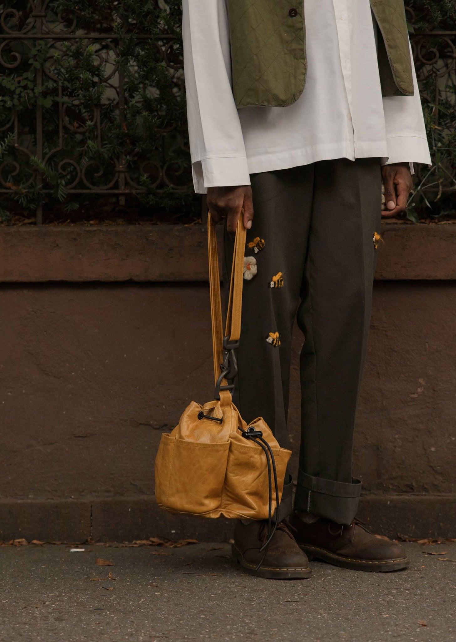 tool tote in italian leather