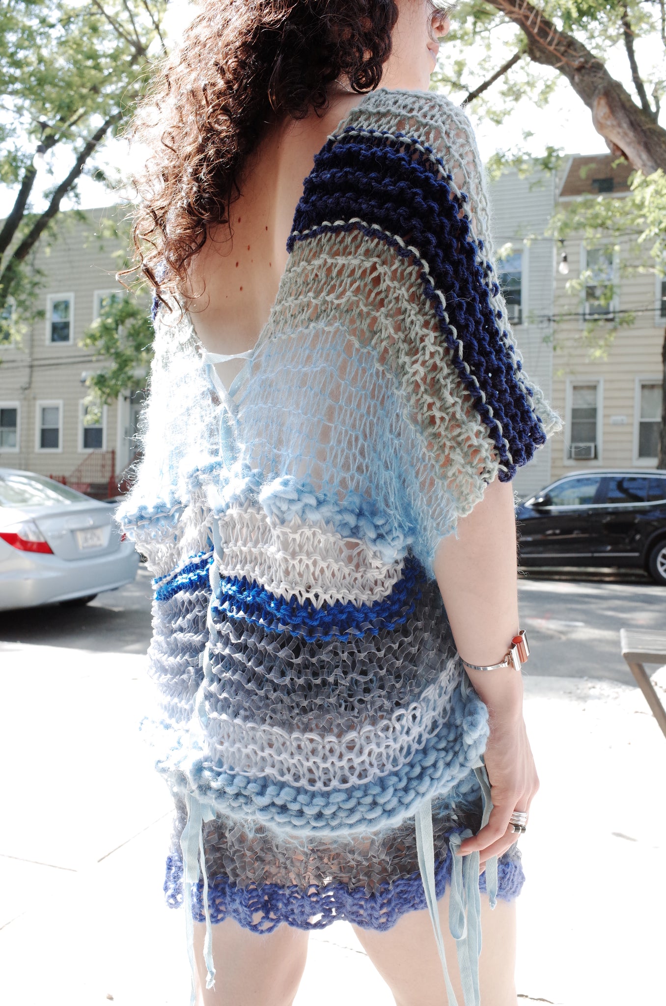 sky mixed yarn hand knit top